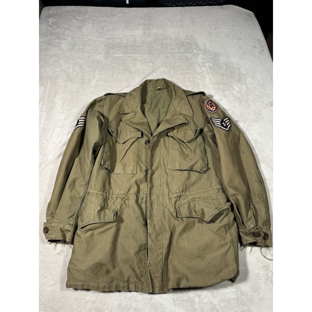 Vintage M-1943 Field Jacket 38L Green WWII Patches 370-E Dated 1945 US Army